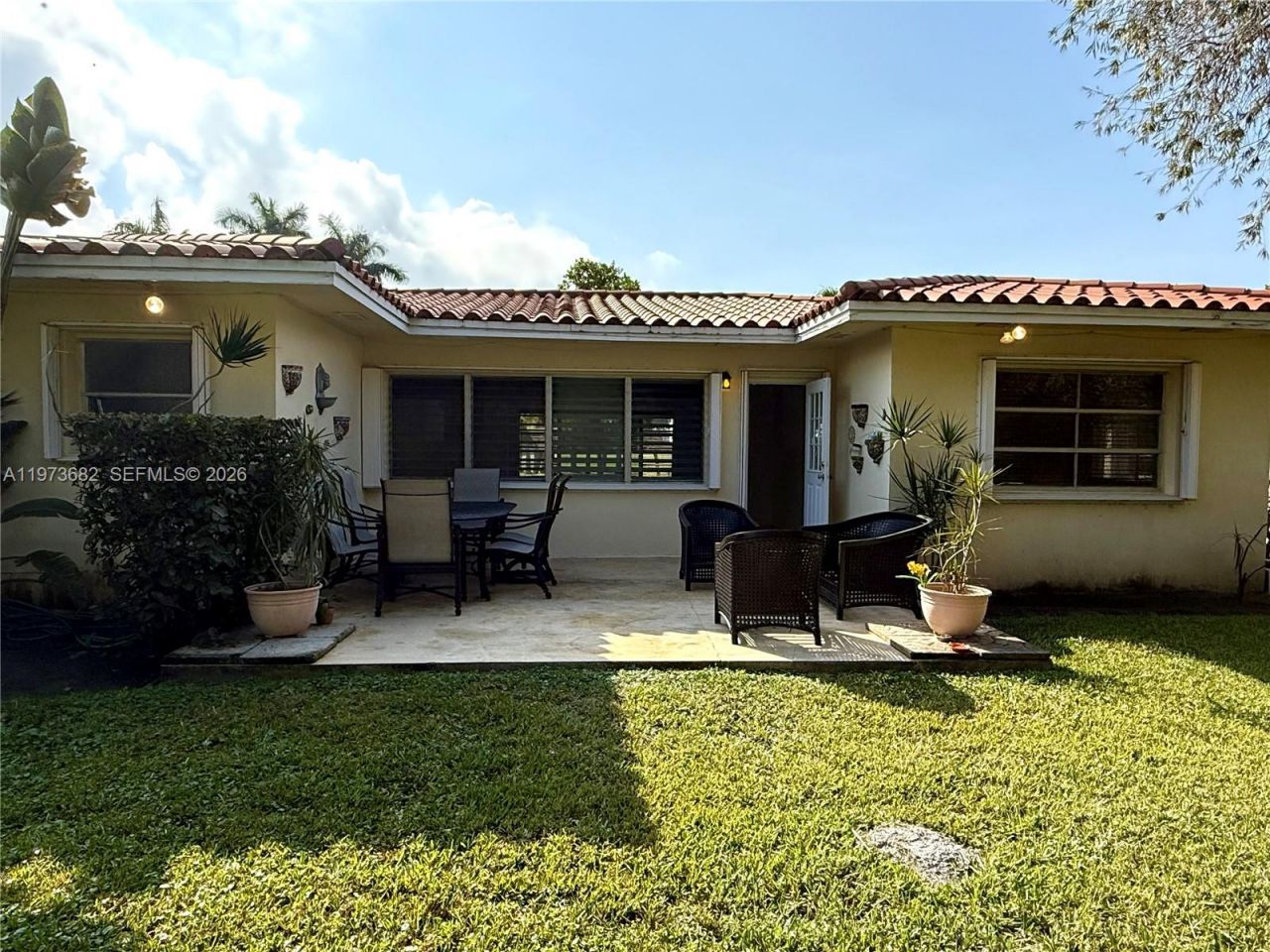 845 Fairway Dr, Miami Beach, FL 33141 Photo