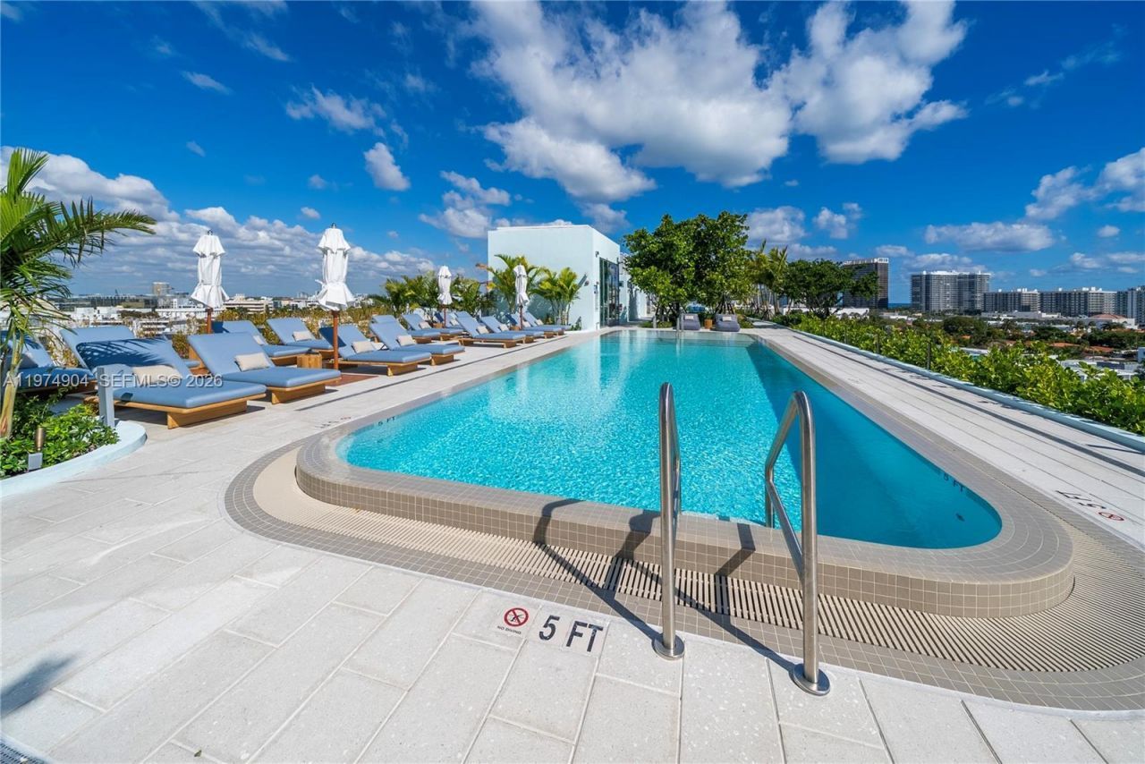 9201 E Bay Harbor Drive, Unit 805, Bay Harbor Islands, FL 33154 Photo