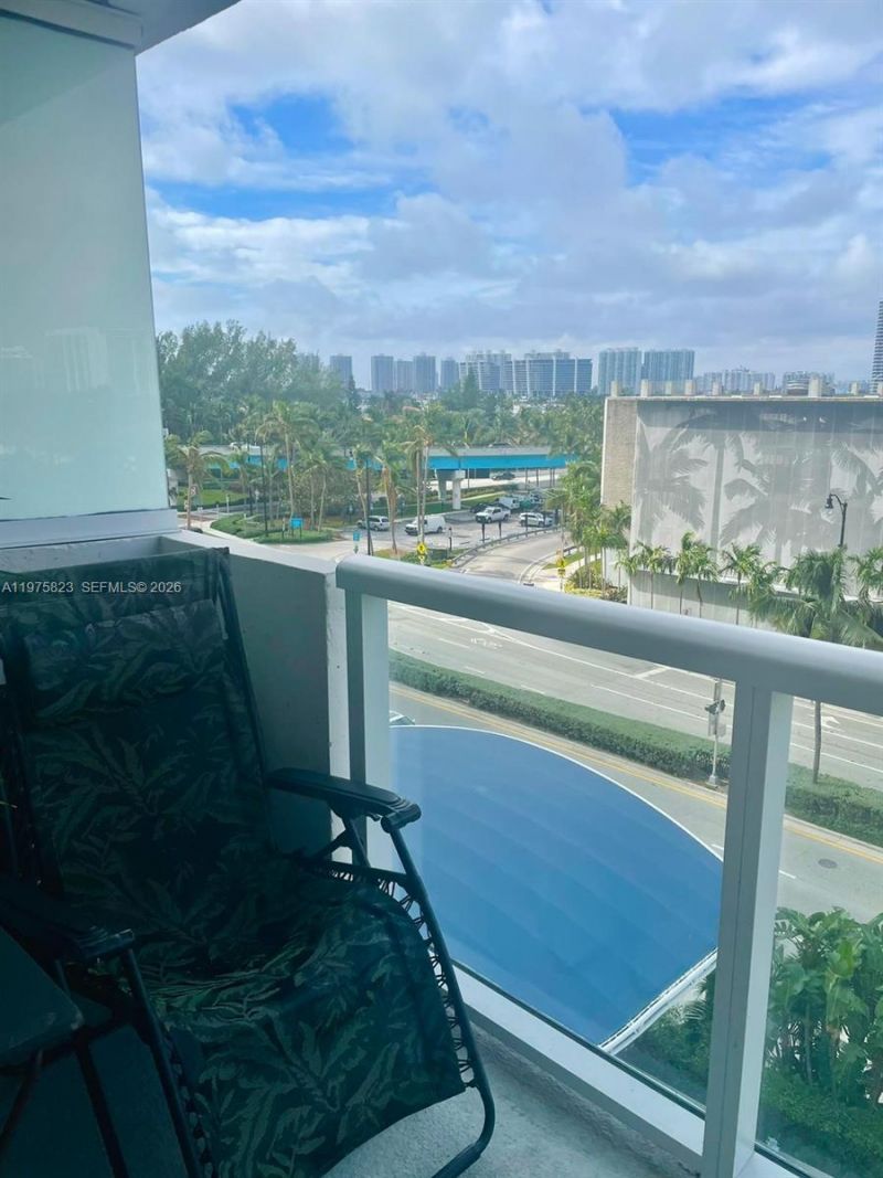 19201 Collins Av , Unit 432, Sunny Isles Beach, FL 33160 Photo