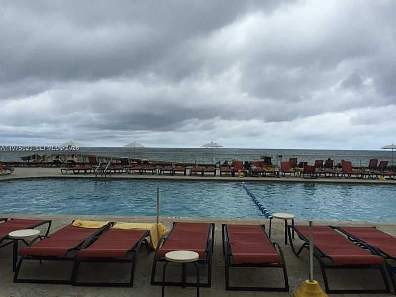 19201 Collins Av, Unit 432, Sunny Isles Beach, FL 33160 Photo