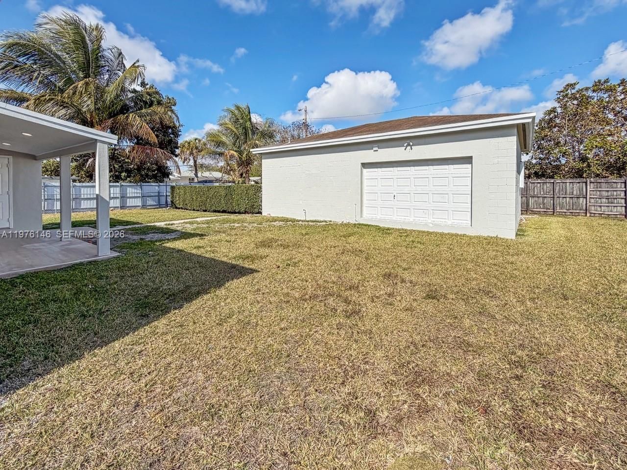 5245 SW 98th Ct, Miami, FL 33165 Photo