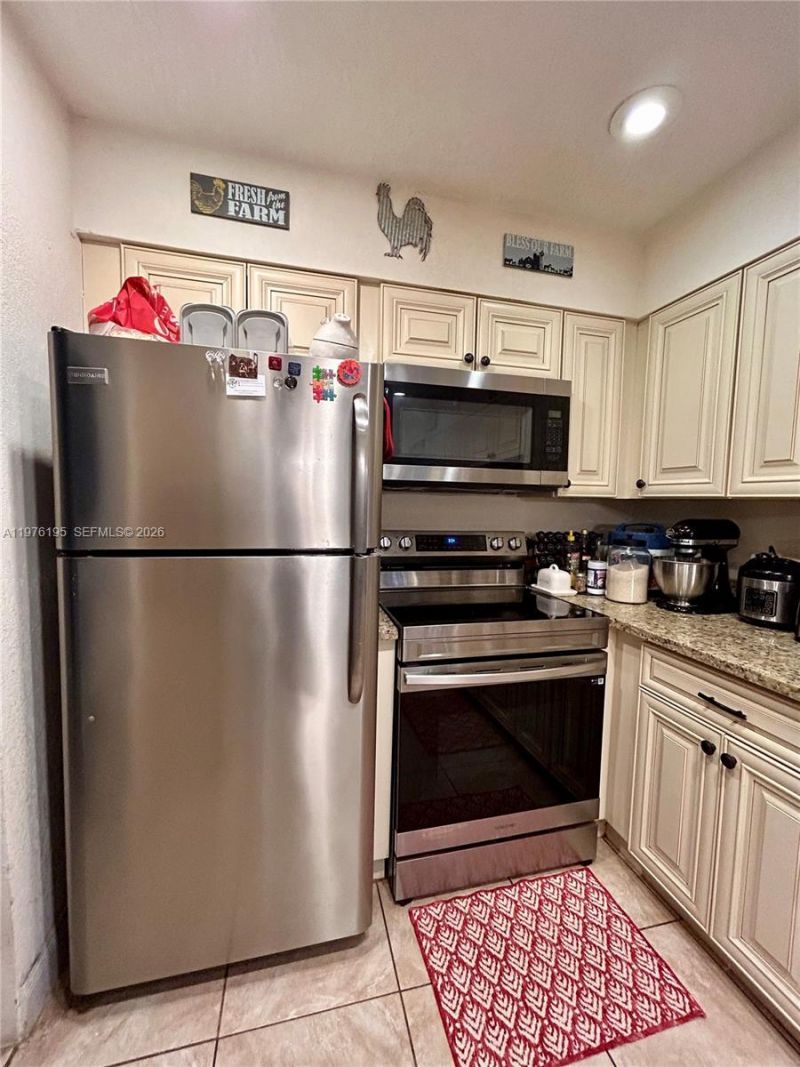 6605 NW 76th St, Tamarac, FL 33321 Photo