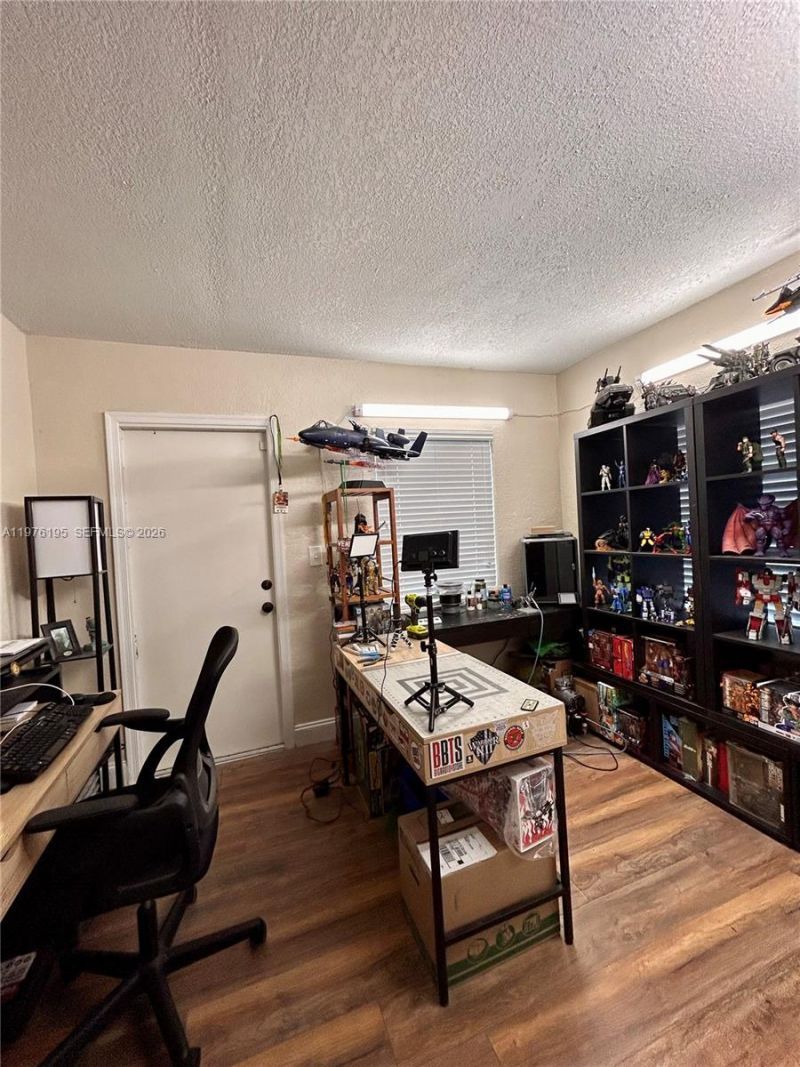 6605 NW 76th St, Tamarac, FL 33321 Photo