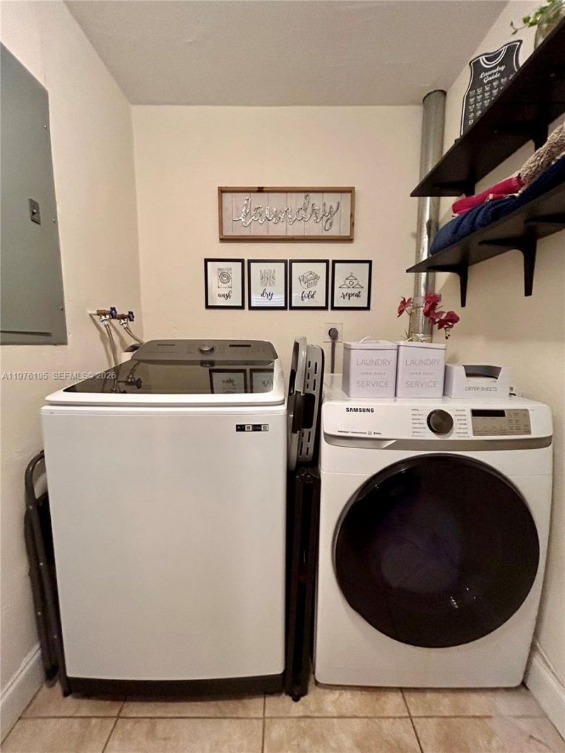 6605 NW 76th St, Tamarac, FL 33321 Photo