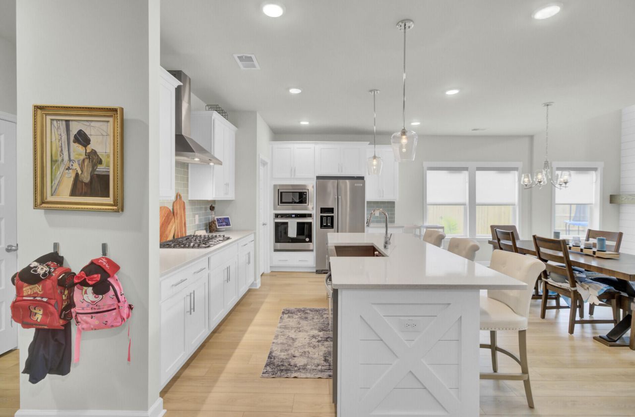 101 Lucca Drive Photo 12