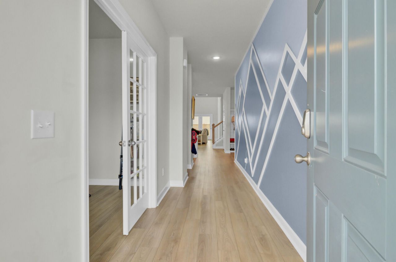 101 Lucca Drive Photo 5