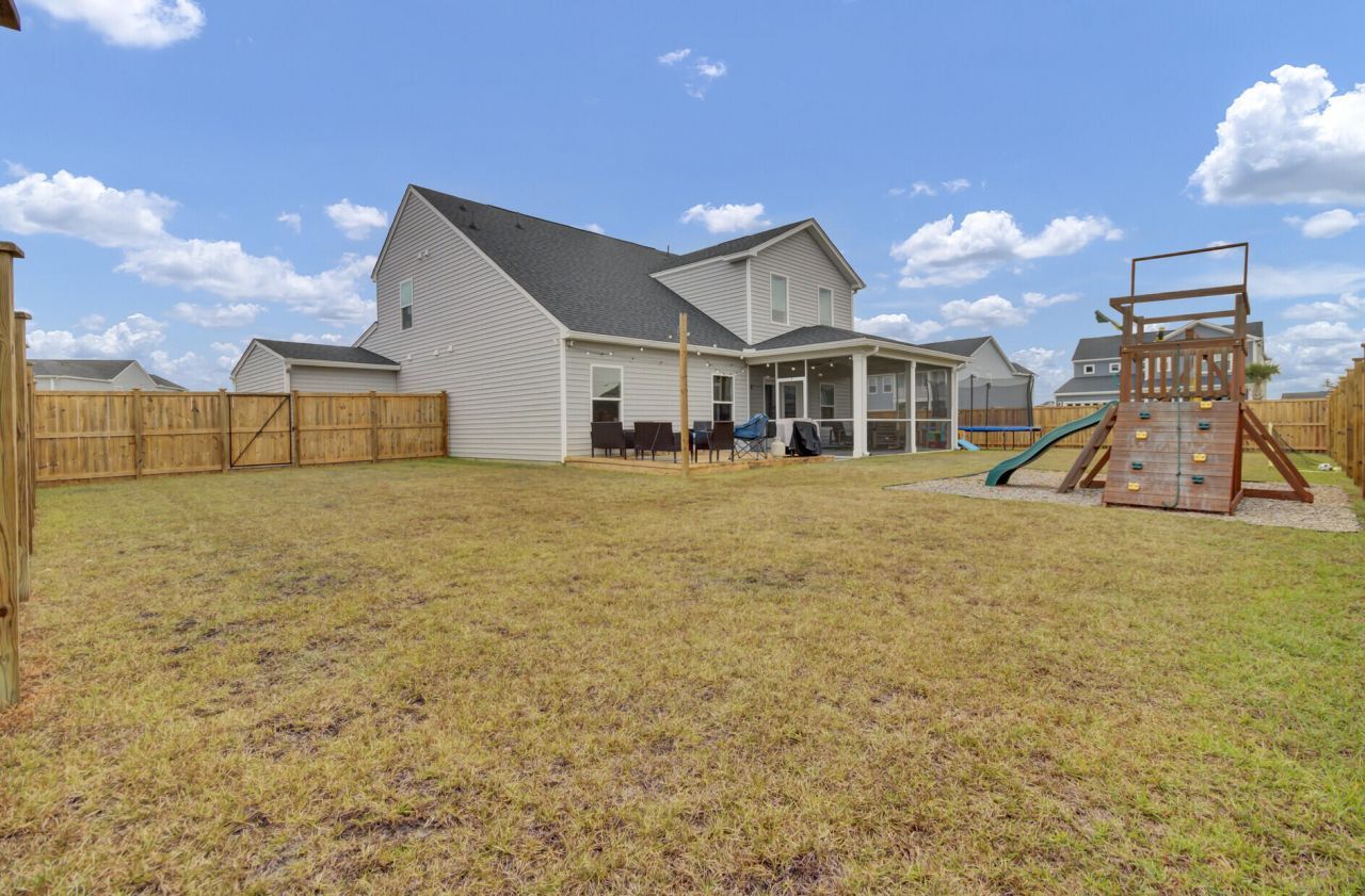 101 Lucca Drive Photo 58