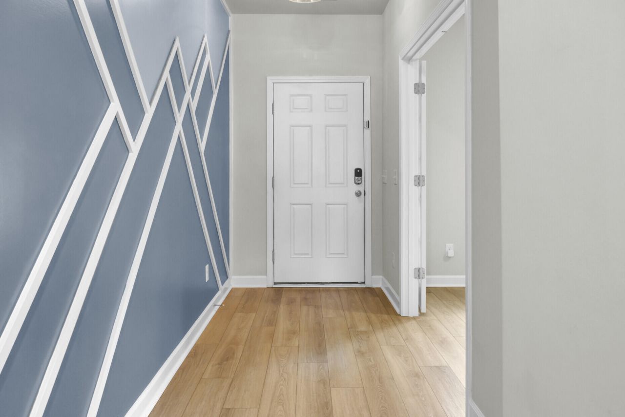 101 Lucca Drive Photo 6