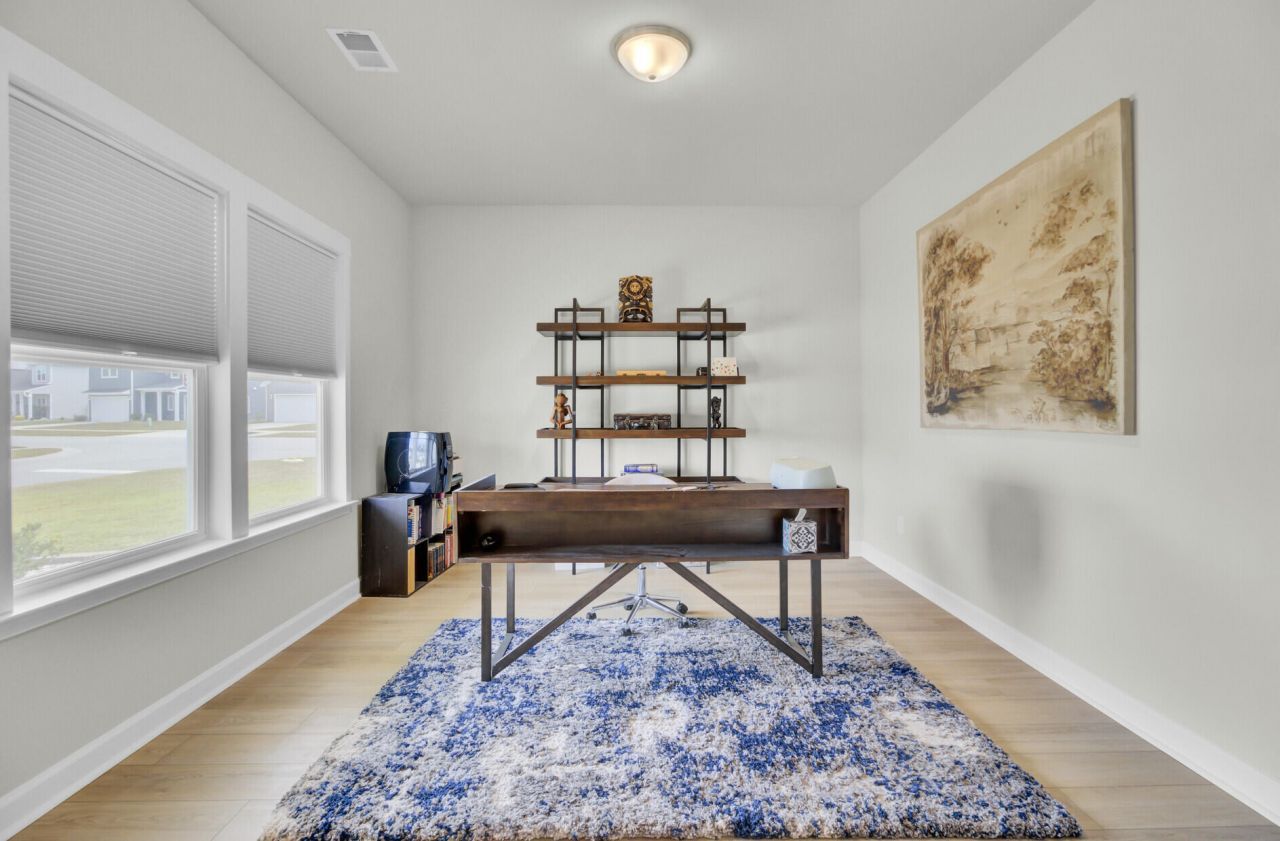 101 Lucca Drive Photo 7