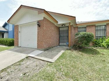 4019 Scarsdale Lane, Dallas, TX 75227