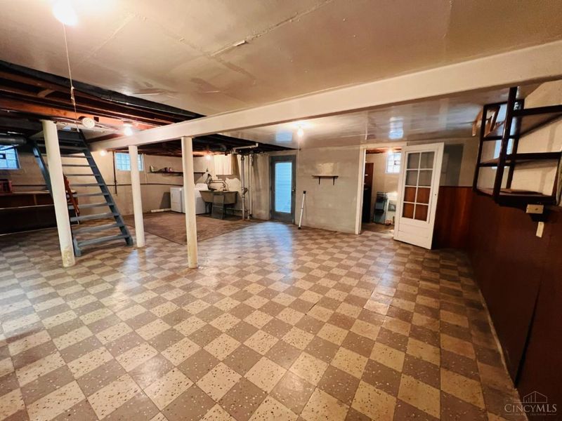 7905 Plainfield Road, Deer Park, OH 45236 Photo 20