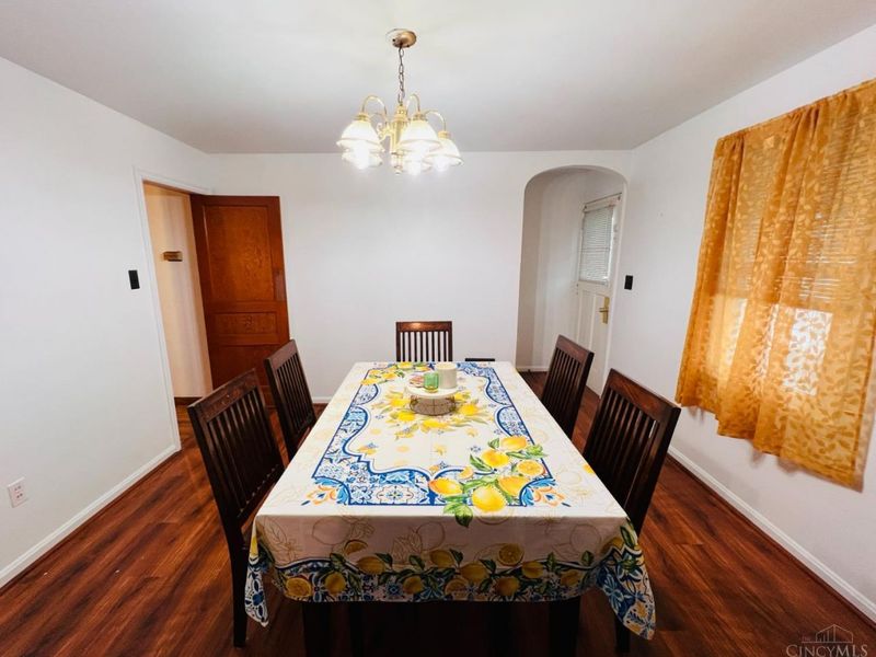 7905 Plainfield Road, Deer Park, OH 45236 Photo 6