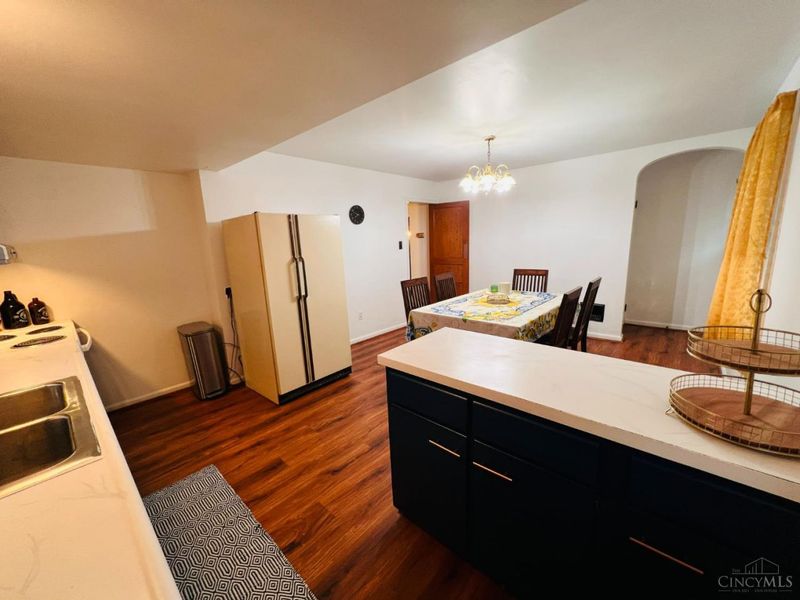 7905 Plainfield Road, Deer Park, OH 45236 Photo 9