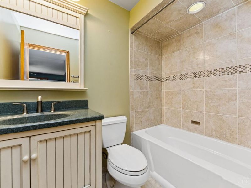 1054 Eight Mile Road, Anderson Twp, OH 45255 Photo 22