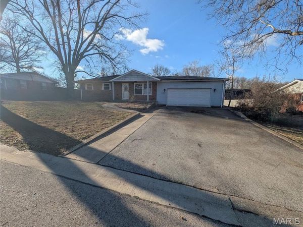 112 Appletree Lane , Glen Carbon, IL 62034