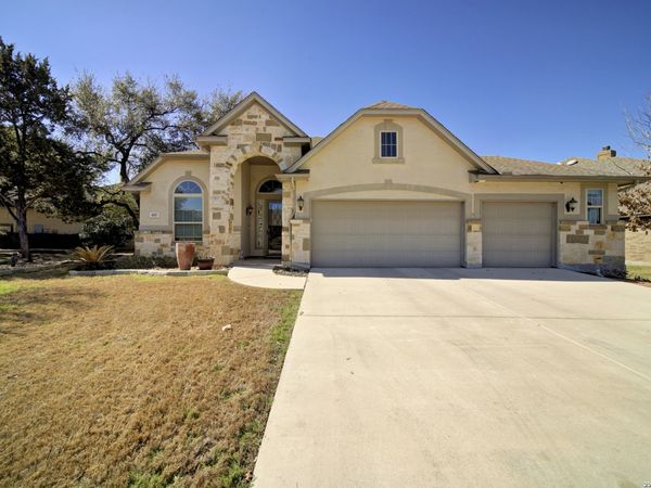 415 Mission Hill, New Braunfels, TX 78132