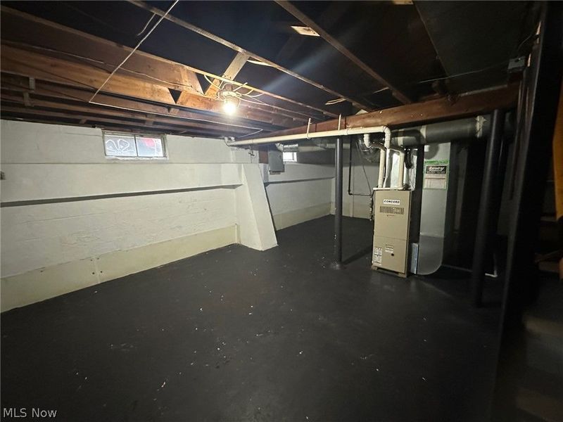 1193 Stratford, Barberton, OH 44203 Photo 11