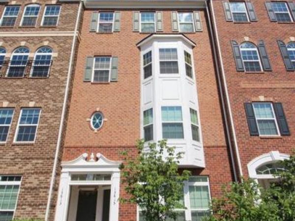 13615 AIR AND SPACE MUSEUM PARKWAY, Unit 8J, HERNDON, VA 20171