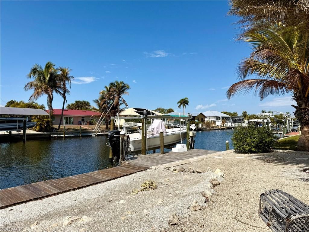 2963 Cussell Dr , Saint James City, FL 33956 Photo