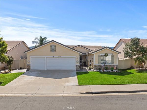 23457 Mountain Breeze, Murrieta, CA 92562