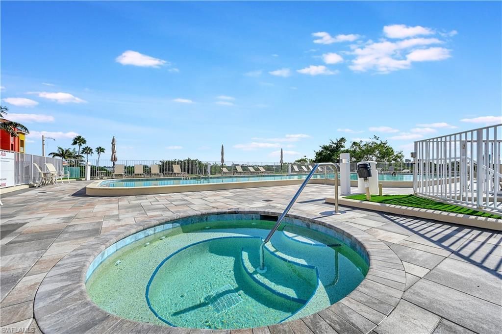 410 Bayfront Pl, Unit 2409, Naples, FL 34102 Photo