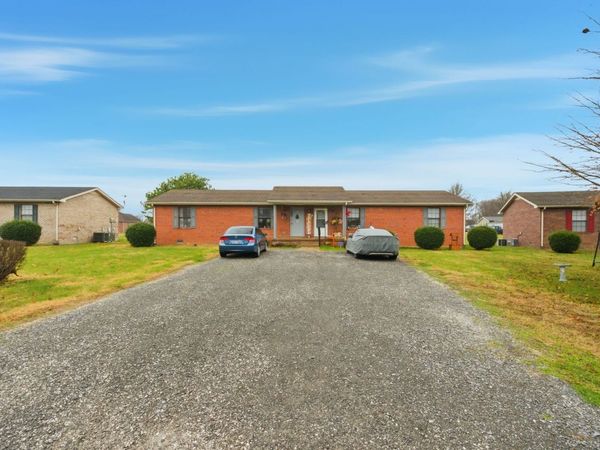 105 Gayla Ct , Portland, TN 37148