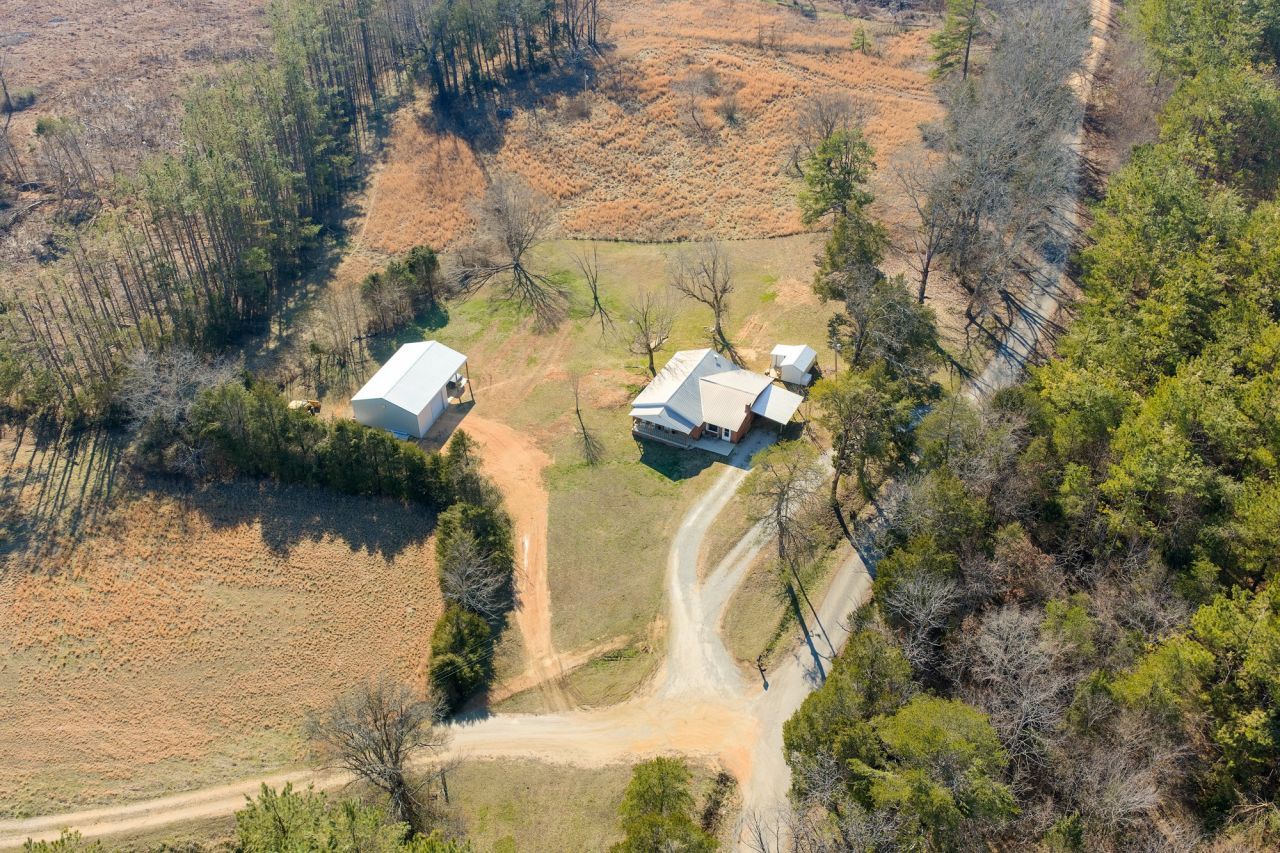 2134 Old Furnace Rd , Decaturville, TN 38329 Main Photo