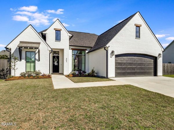 403 Sunshine Rise Drive , Broussard, LA 70518