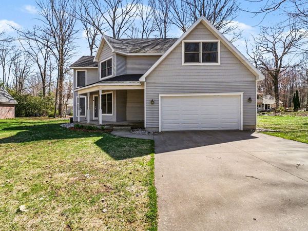 1854 Tall Oaks Drive W, Ludington, MI 49431