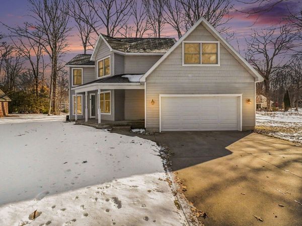 1854 Tall Oaks Drive W, Ludington, MI 49431