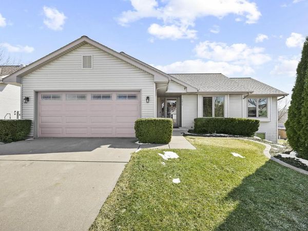 5915 Running Deer Trail, McFarland, WI 53558