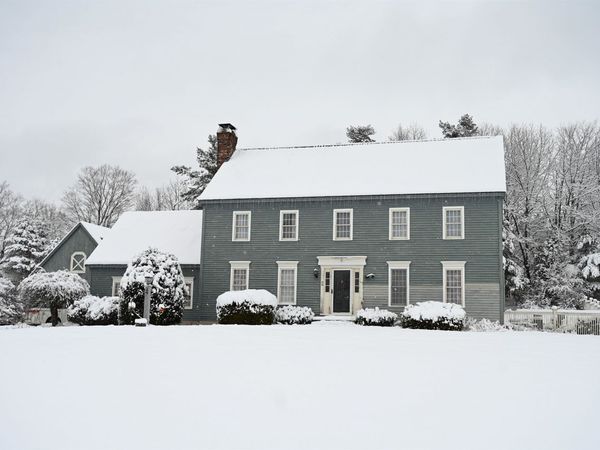 4 Westview Drive, Derry, NH 03038