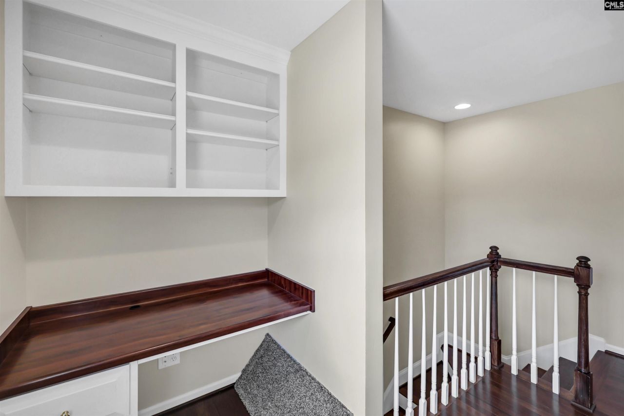 223 Ivy Park Lane  Photo 6