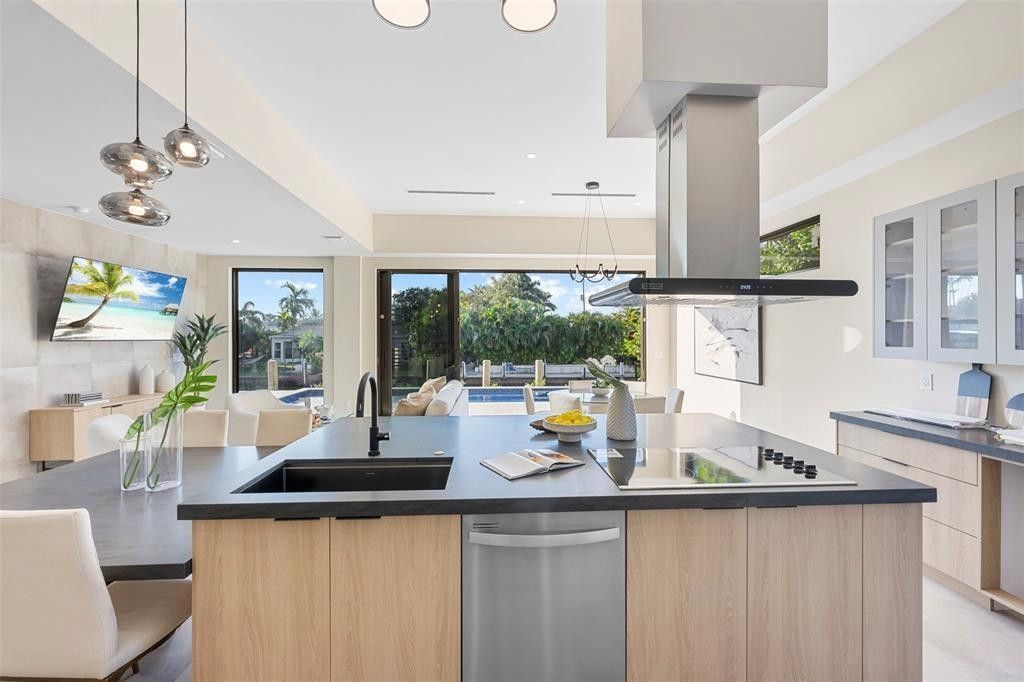 1212 Avocado Isle, Fort Lauderdale, FL 33315 Photo