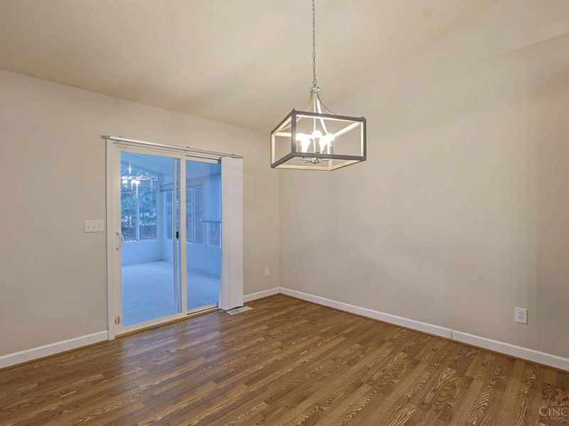 1341 Stableview Circle, Maineville, OH 45039 Photo 10