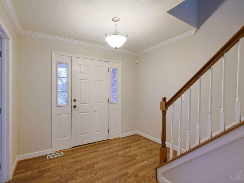 1341 Stableview Circle, Maineville, OH 45039 Photo 5