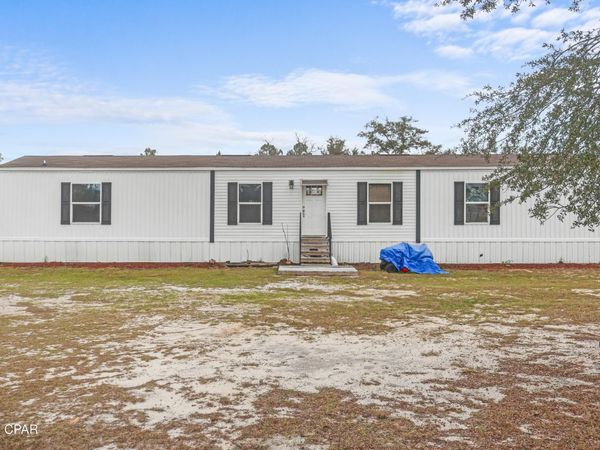 21835 NW Lake Mckenzie Boulevard , Altha, FL 32421