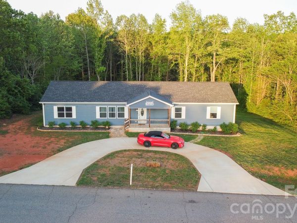 119 Titleist Drive, Statesville, NC 28677