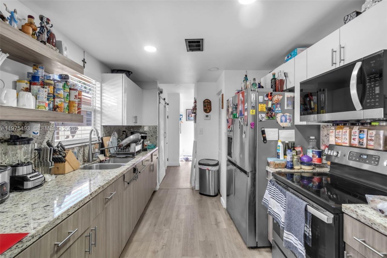 3055 NW 23rd Ave, Miami, FL 33142 Photo