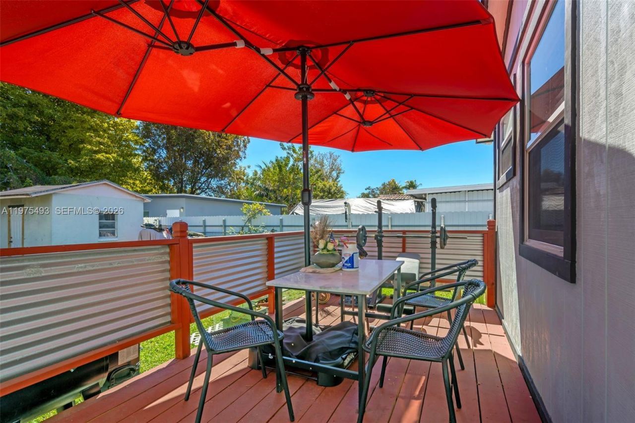 3055 NW 23rd Ave, Miami, FL 33142 Photo