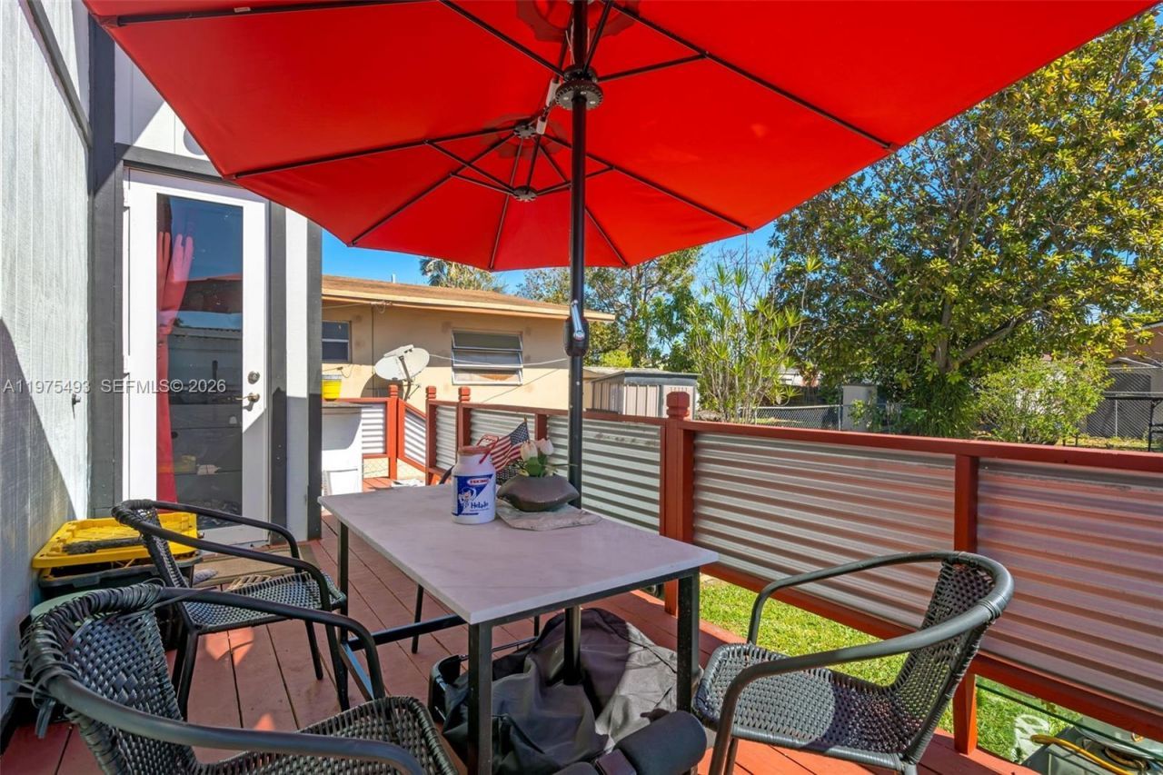 3055 NW 23rd Ave, Miami, FL 33142 Photo