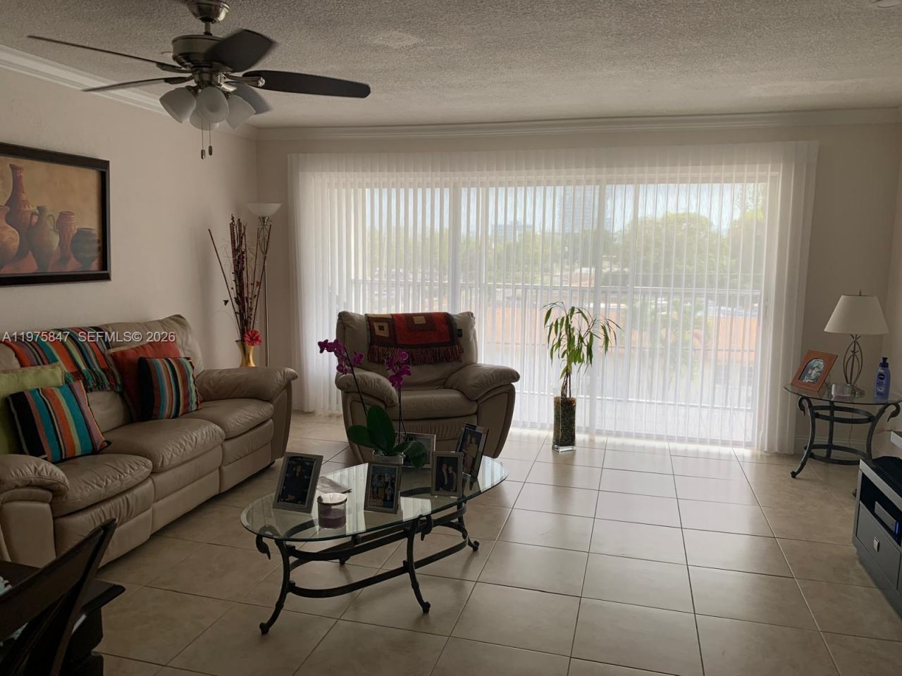 329 SE 3rd St, Unit 305S, Hallandale Beach, FL 33009 Photo
