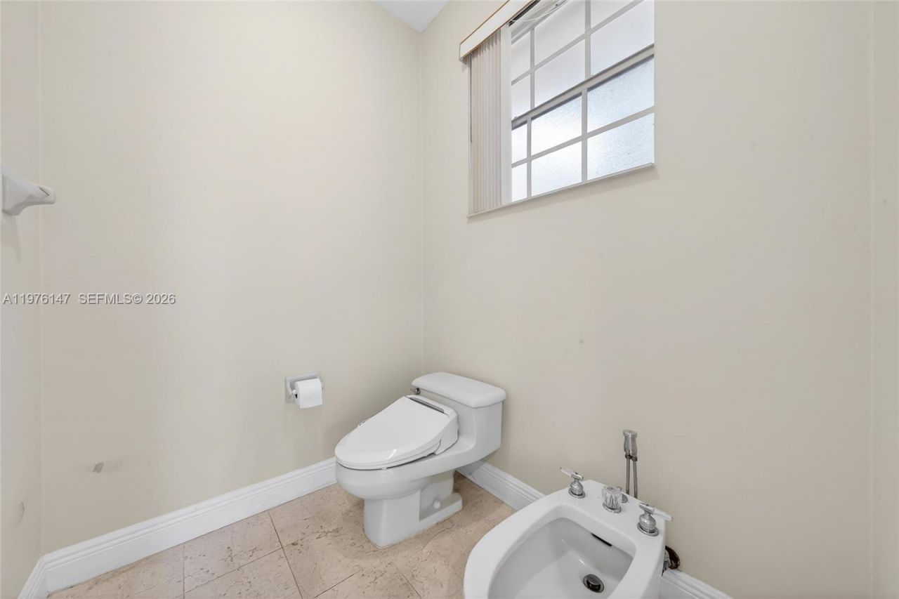 14040 SW 83rd Ct, Palmetto Bay, FL 33158 Photo