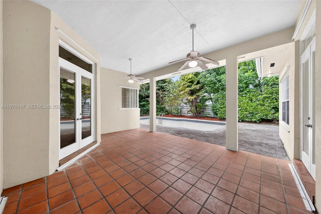 14040 SW 83rd Ct , Palmetto Bay, FL 33158 Photo