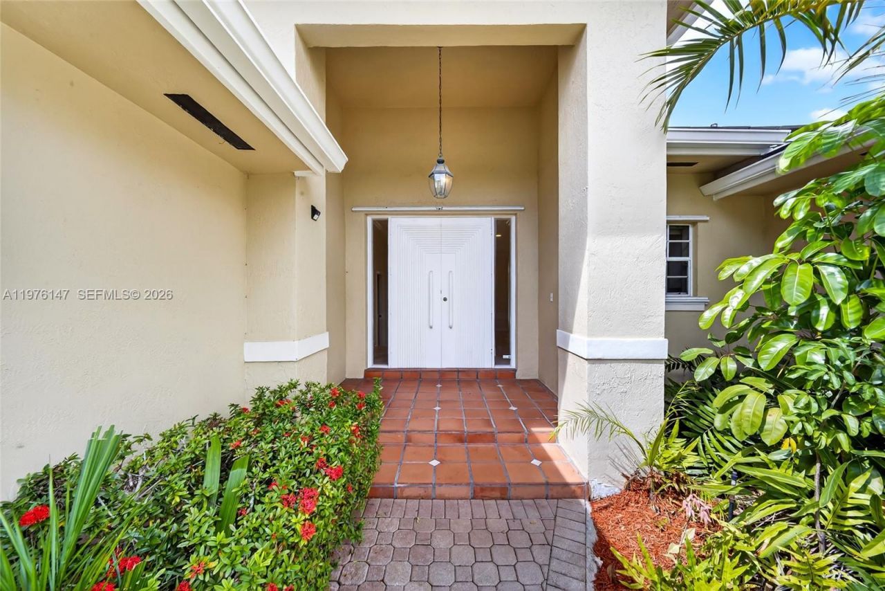 14040 SW 83rd Ct, Palmetto Bay, FL 33158 Photo