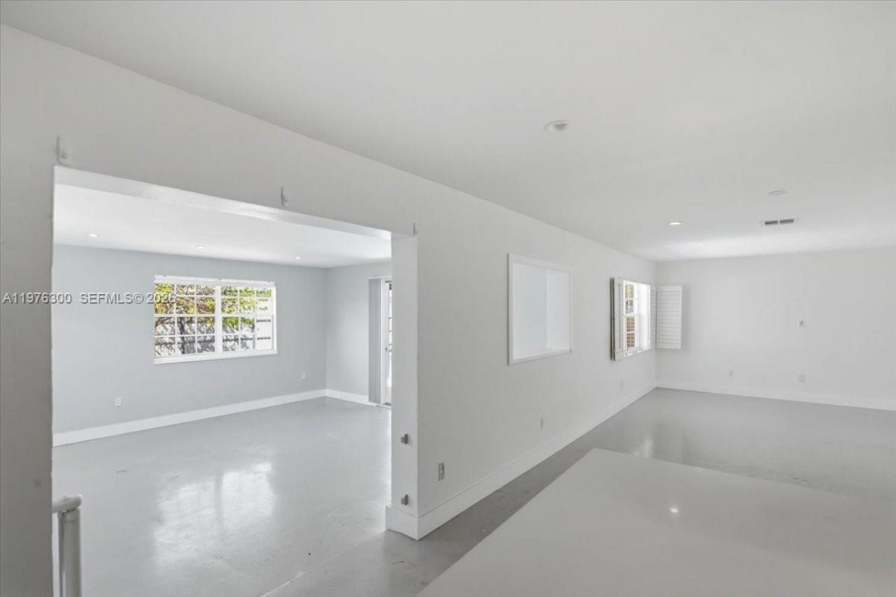 9825 SW 196 Street, Cutler Bay, FL 33157 Photo