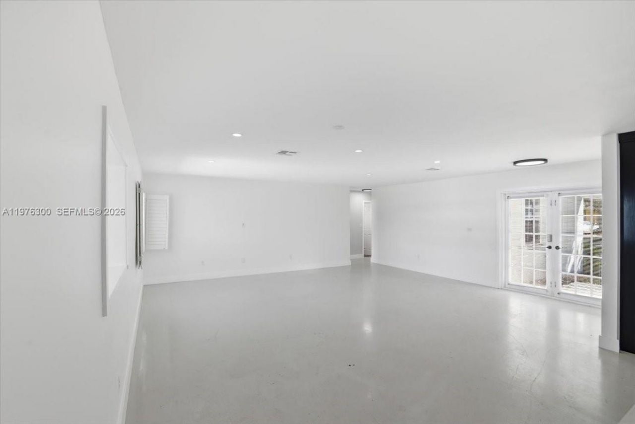 9825 SW 196 Street, Cutler Bay, FL 33157 Photo