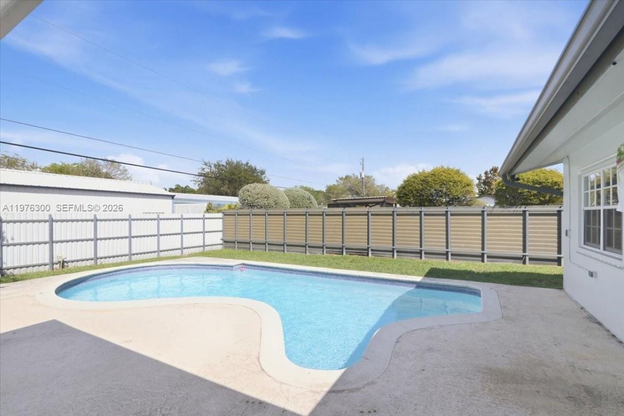 9825 SW 196 Street, Cutler Bay, FL 33157 Photo