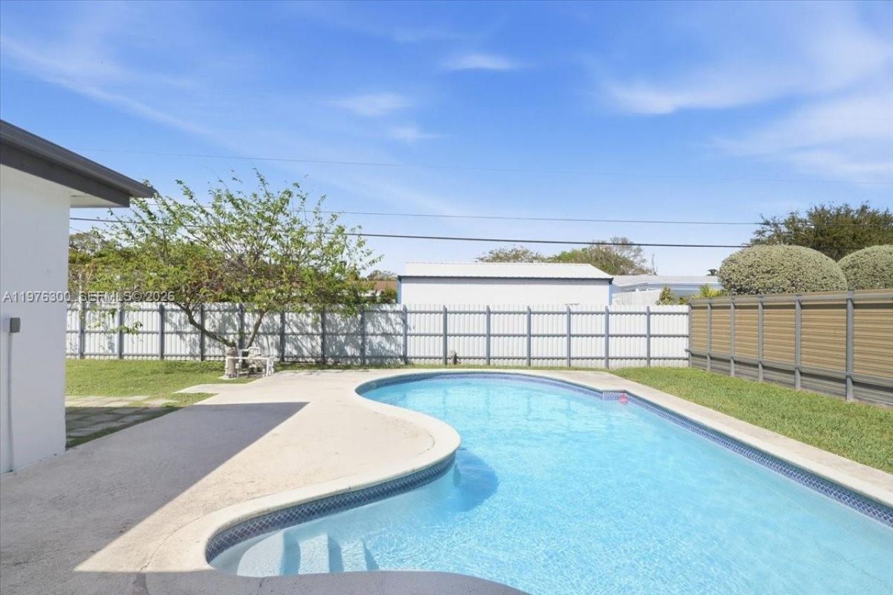 9825 SW 196 Street, Cutler Bay, FL 33016 Photo