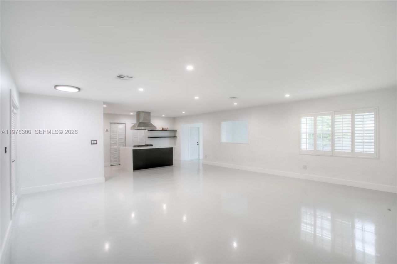 9825 SW 196 Street, Cutler Bay, FL 33157 Photo